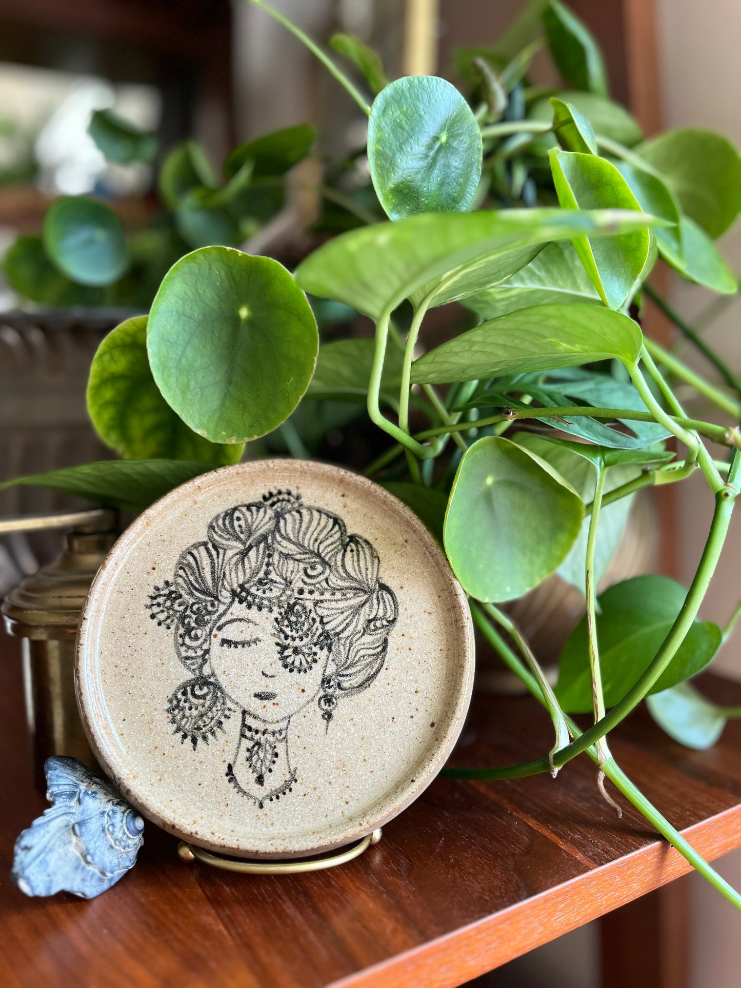 Dhrishti (i) - Ceramic Dish (5 in)